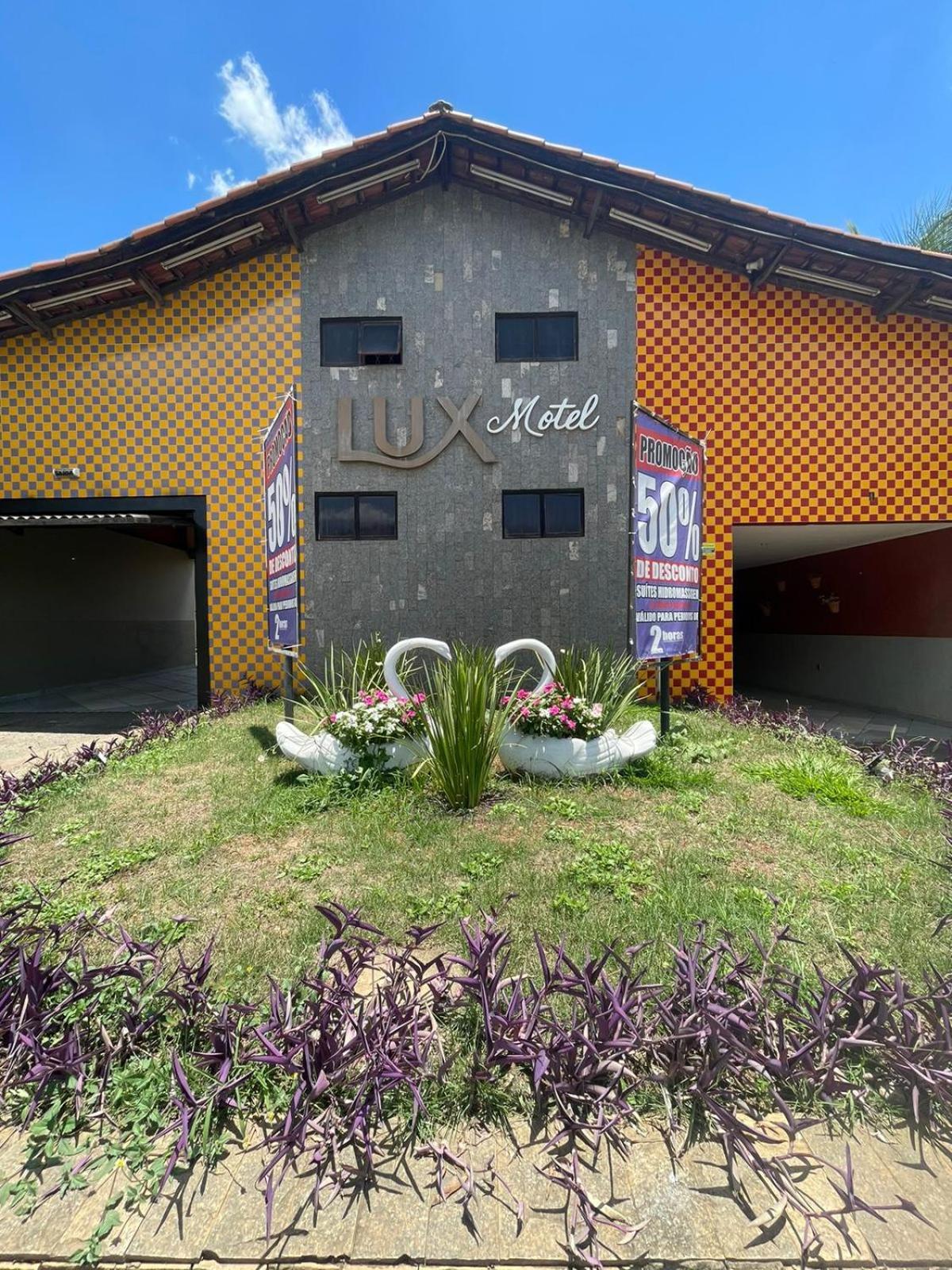 Lux Motel オランブラ エクステリア 写真